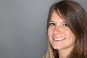 Être secrétaire : secteur privé ou public?